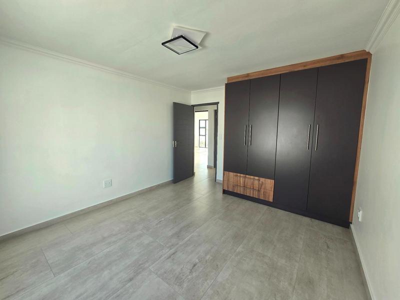 3 Bedroom Property for Sale in Britannia Bay Western Cape